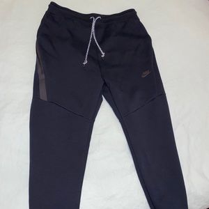 Nike Tech Fleece Jogger Pants
